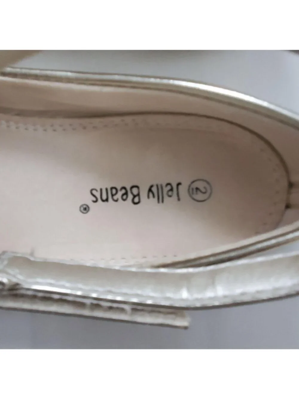 Jelly Beans Girls Gold Metallic Ankle T-Strap Bida Ballet Flat Shoes Size 2